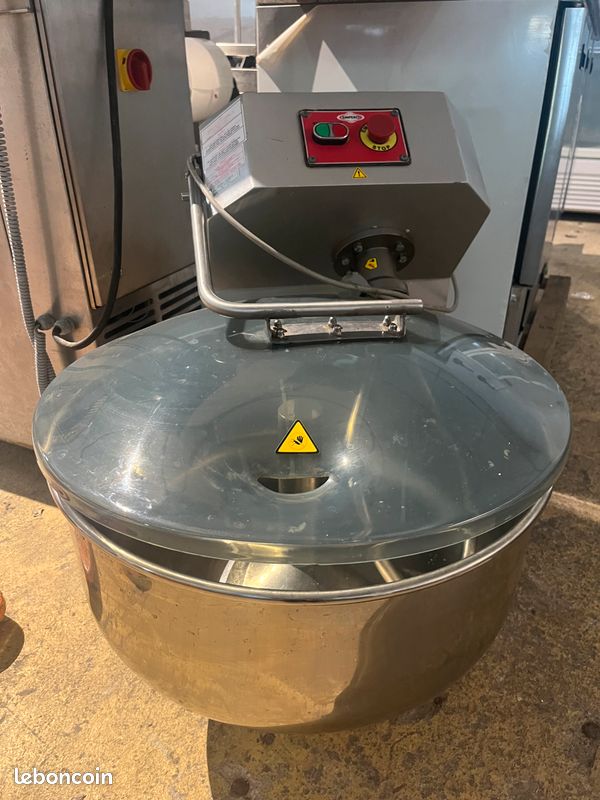 Pétrin oblique 50kg