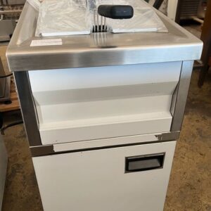 Friteuse électrique sur meuble ( Neuve)